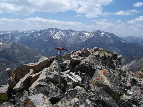 From the uncairned summit of Mount Rearview we're looking SW to the Glassford Ridge. There are many interesting backside peak views from here, hence the name Rearview. Photo by Rick Baugher.