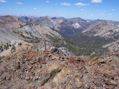 View NW to the White Cloud peaks in the Pole Creek Summit area, photo by Rick Baugher