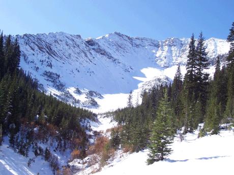 SW into the cirque of Cold Canyon, photo by Rick Baugher.
