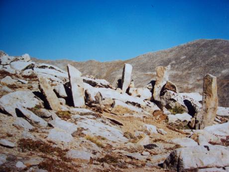 Rock steinmen. Photo by Rick Baugher.